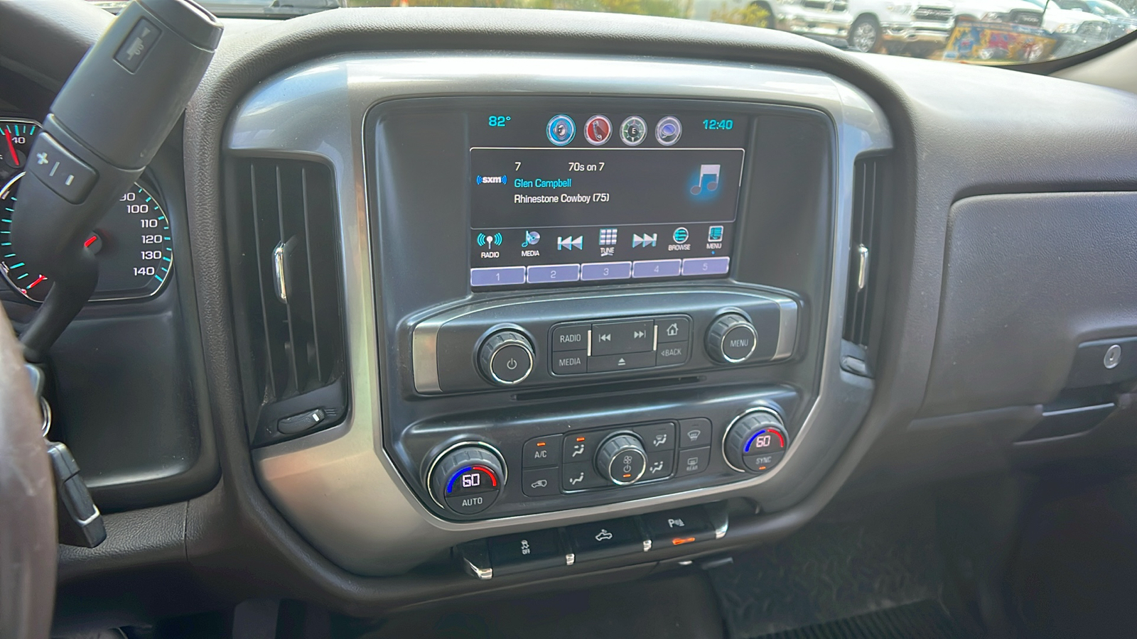 2017 Chevrolet Silverado 1500 LT 24