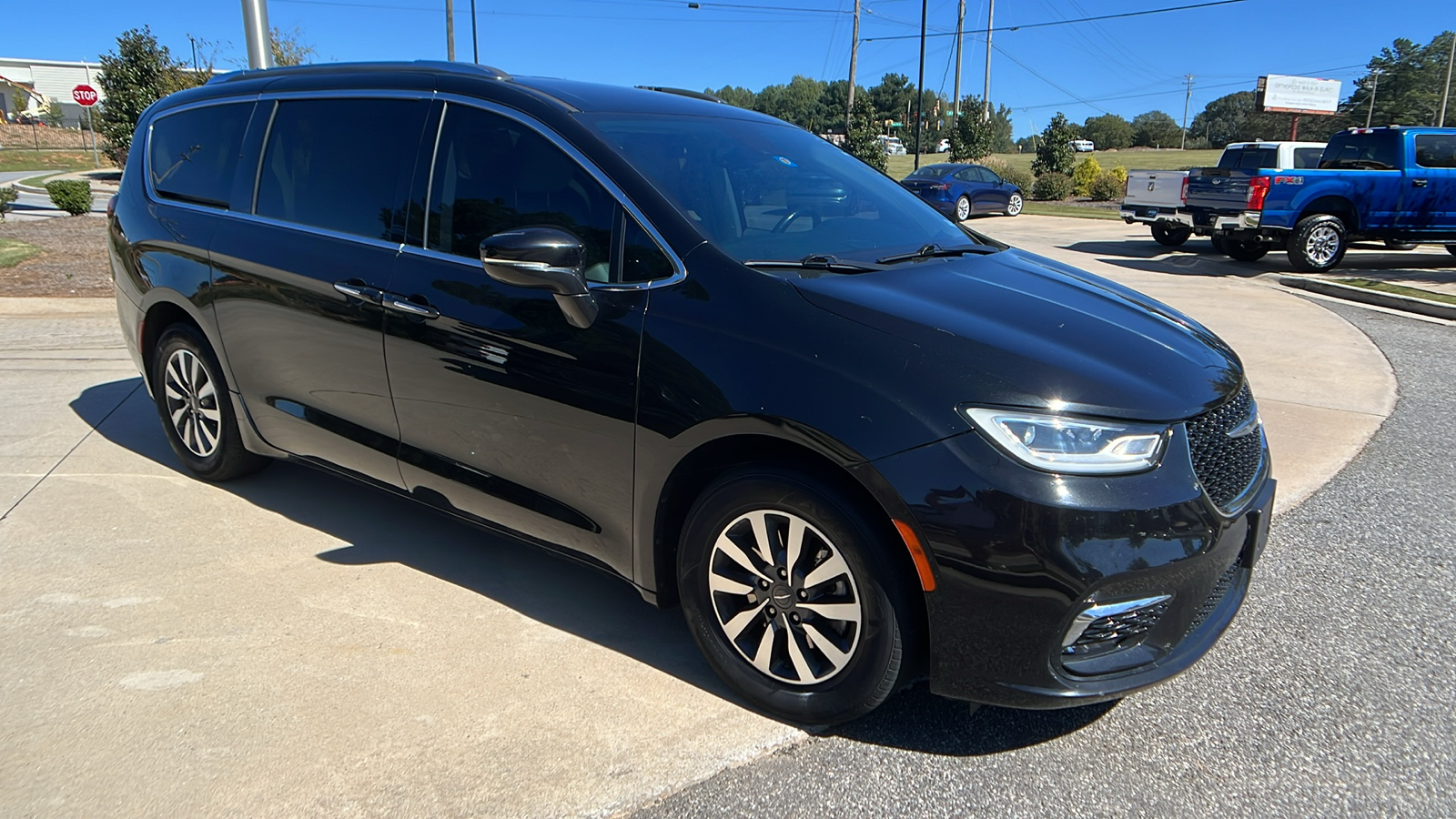 2021 Chrysler Pacifica Touring L 3