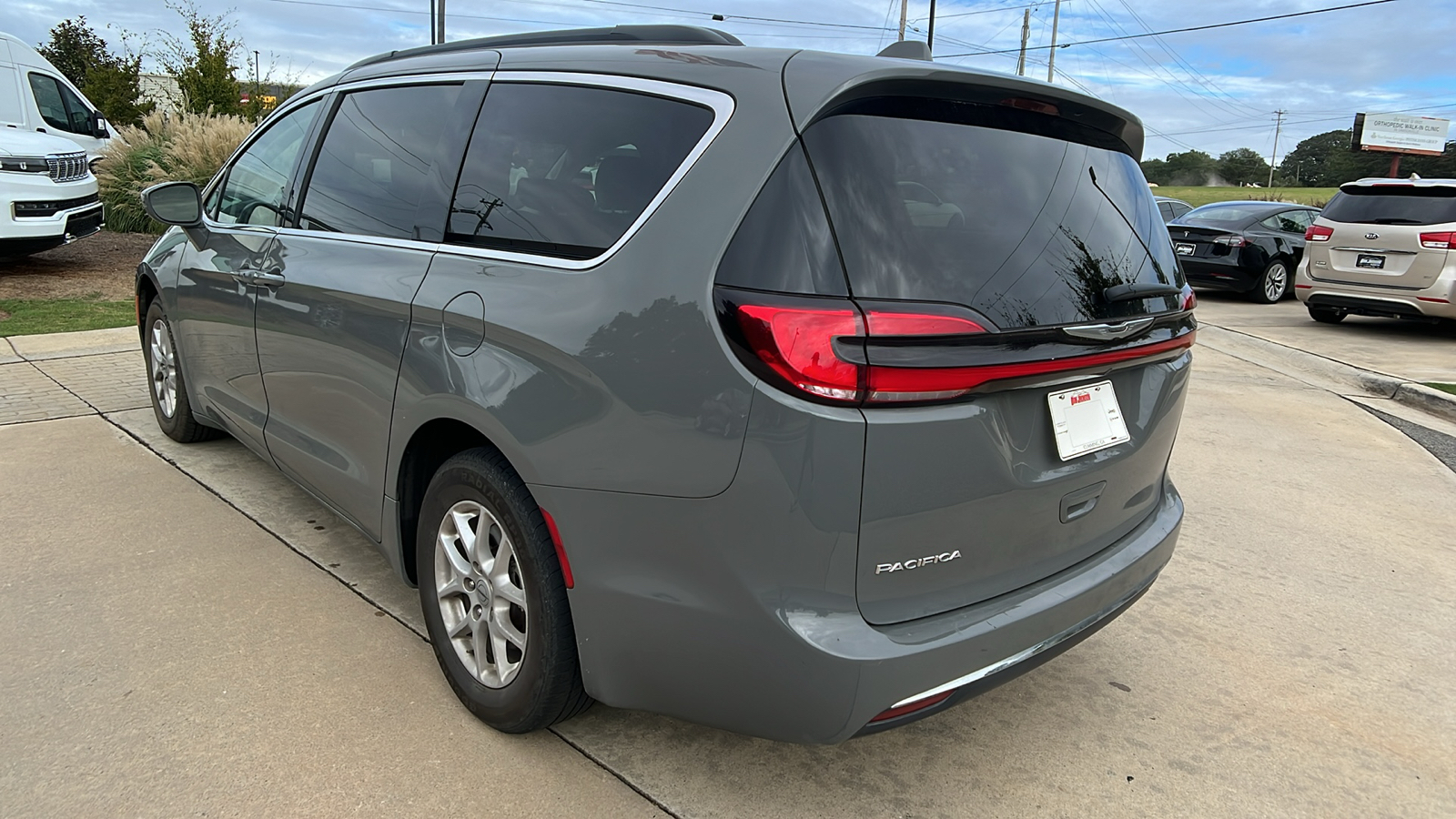 2022 Chrysler Pacifica Touring L 7