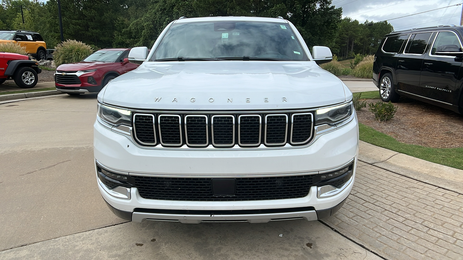 2022 Jeep Wagoneer Series II 2