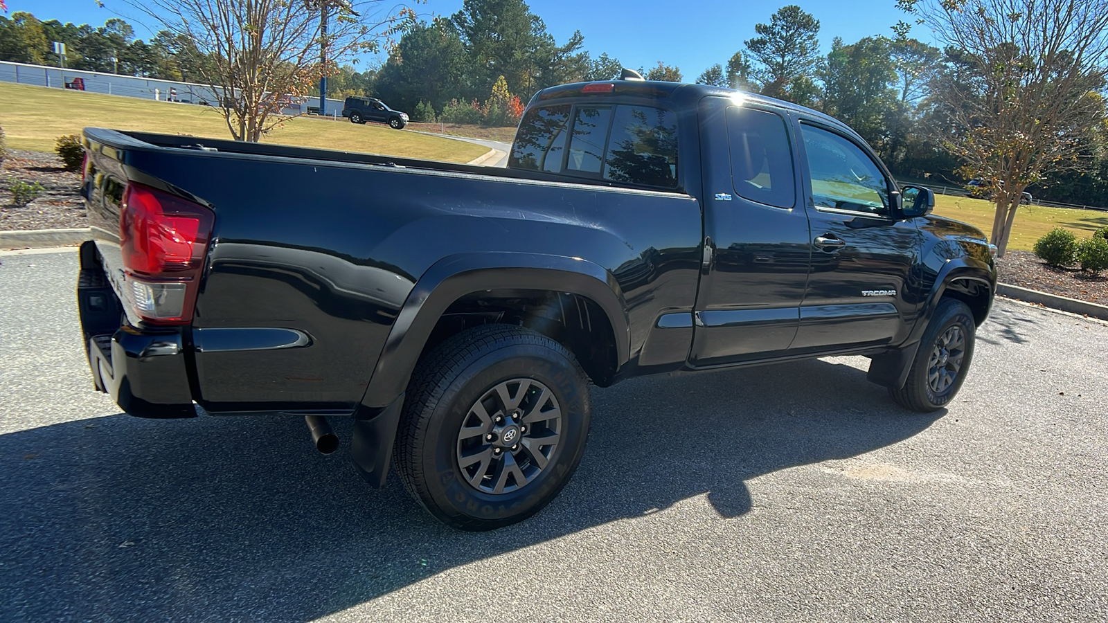 2022 Toyota Tacoma 4WD TRD Sport 5