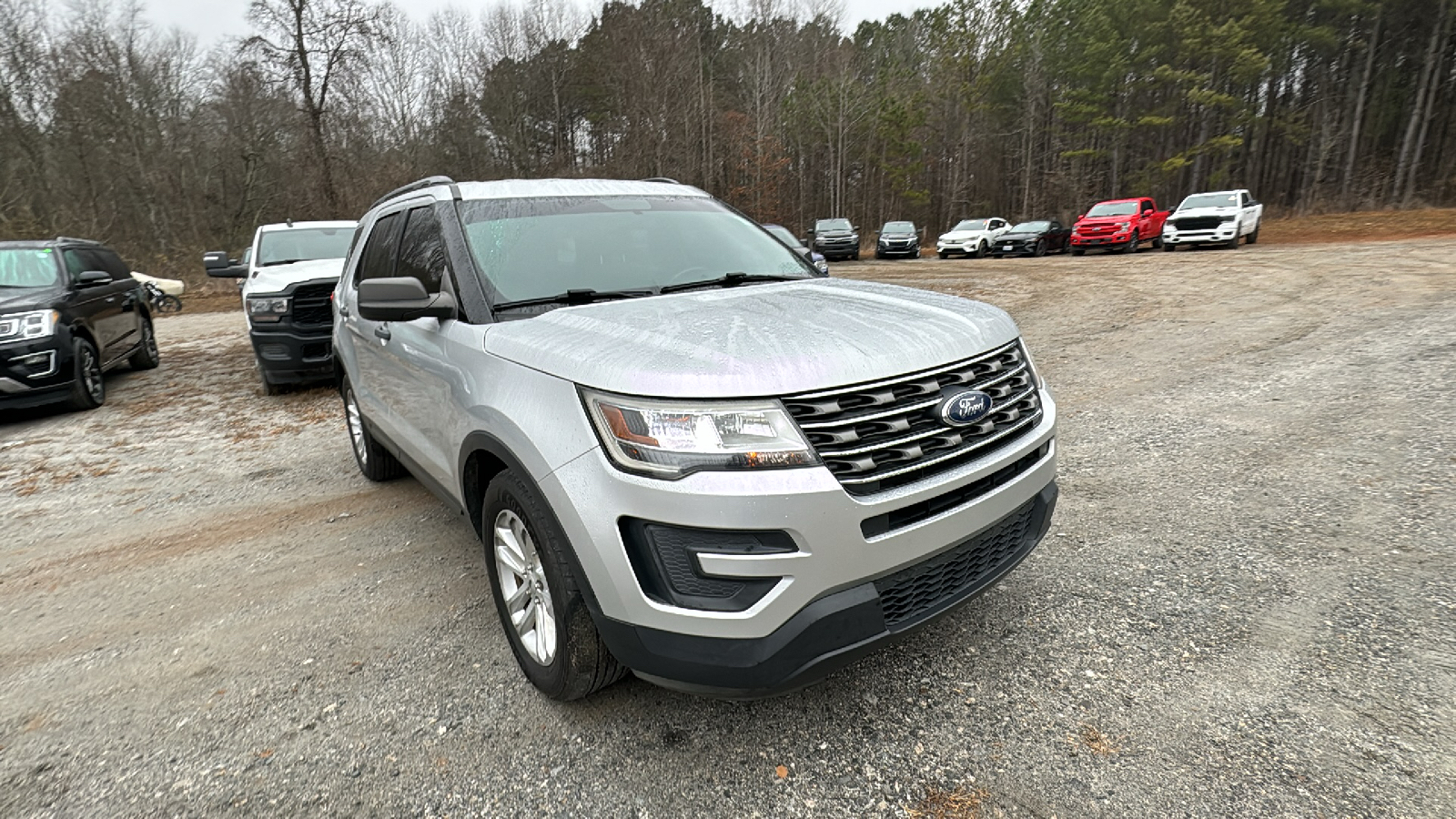 2017 Ford Explorer Base 3