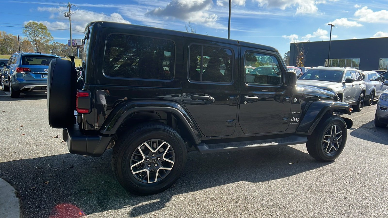 2024 Jeep Wrangler Sahara 5