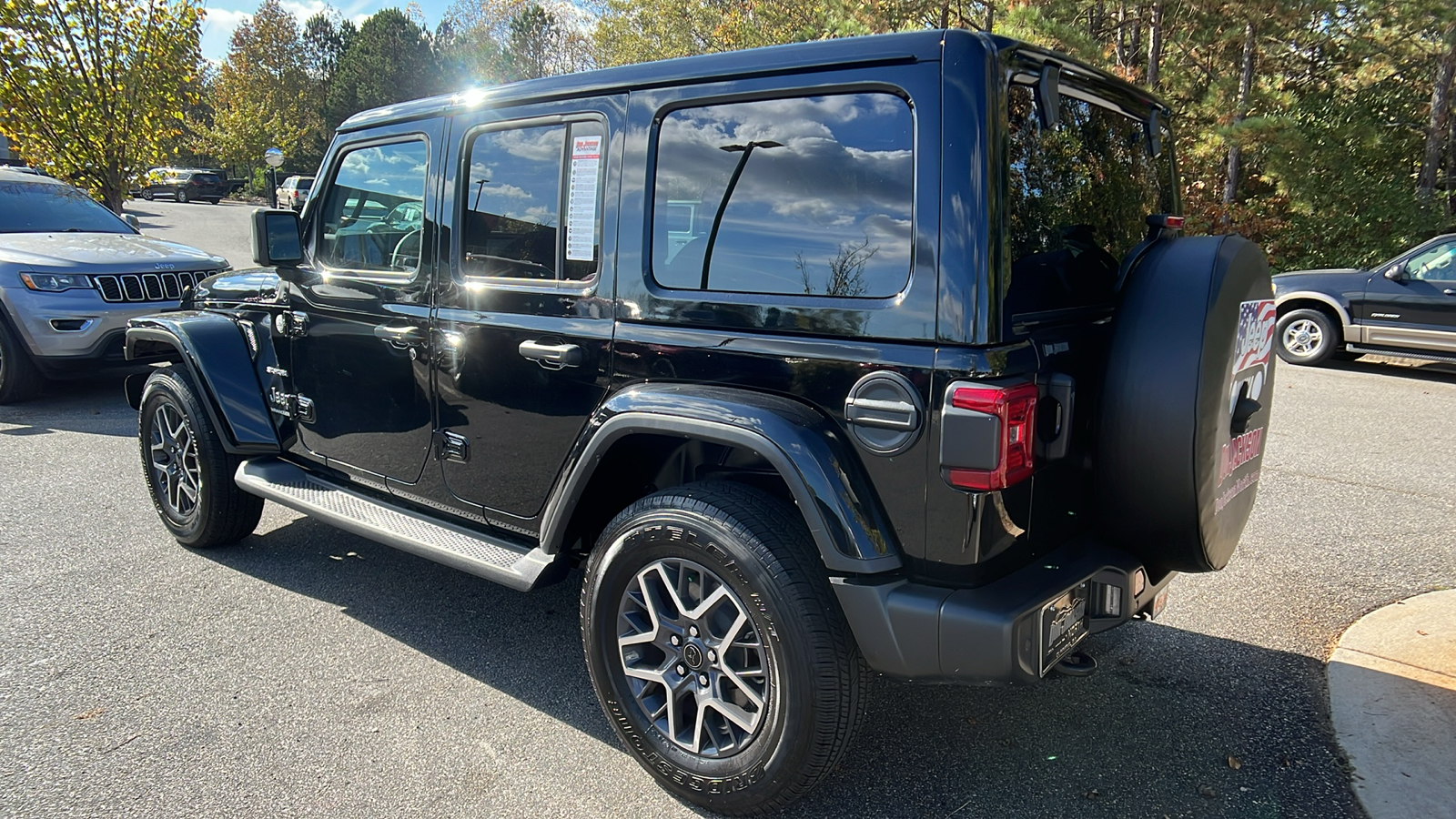 2024 Jeep Wrangler Sahara 7