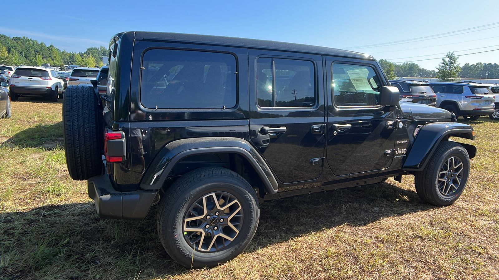 2024 Jeep Wrangler Sahara 5