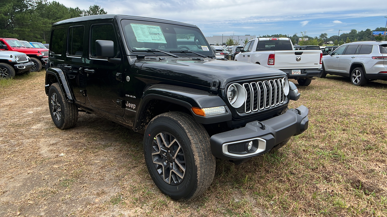 2024 Jeep Wrangler Sahara 3