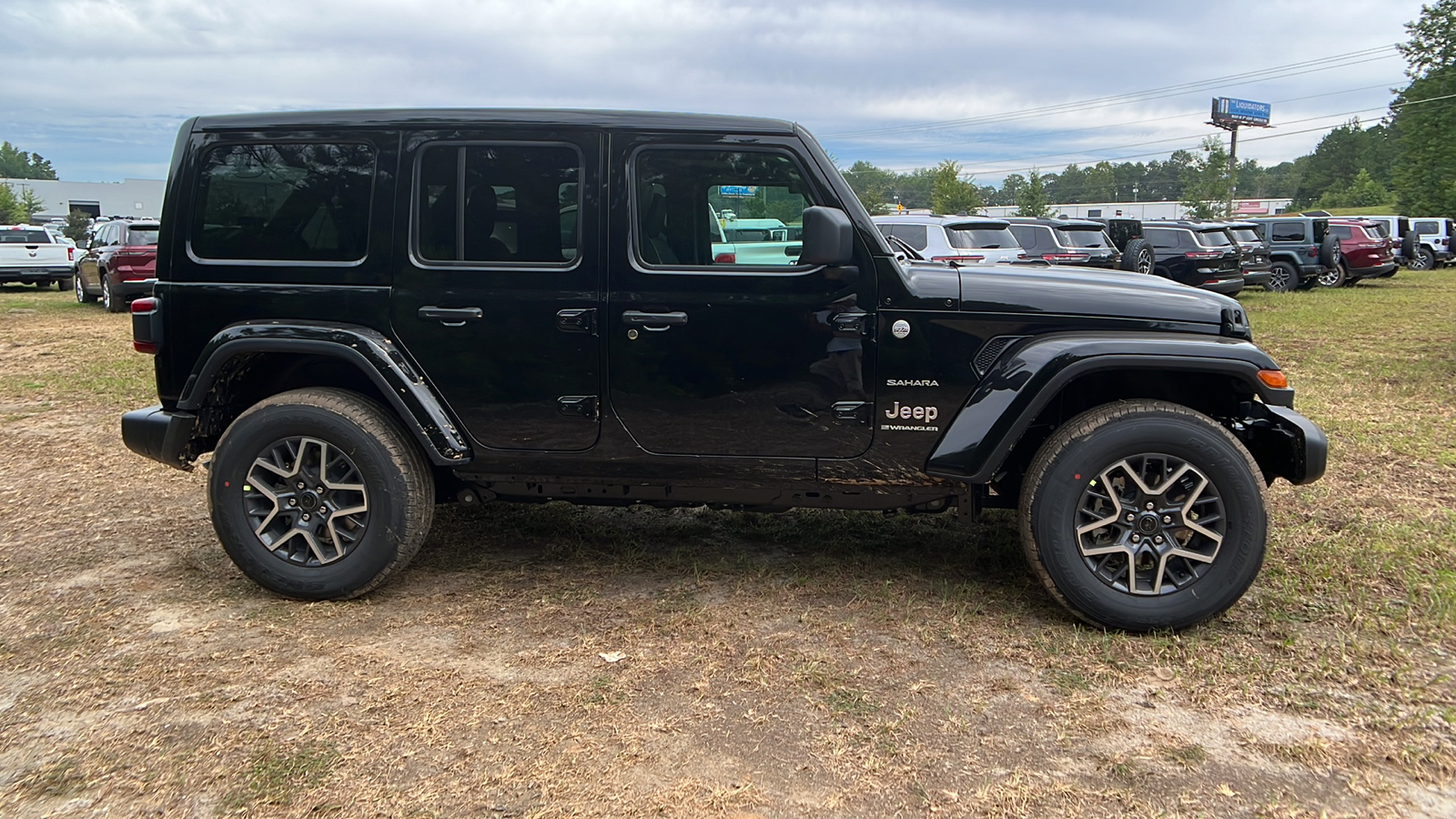 2024 Jeep Wrangler Sahara 4