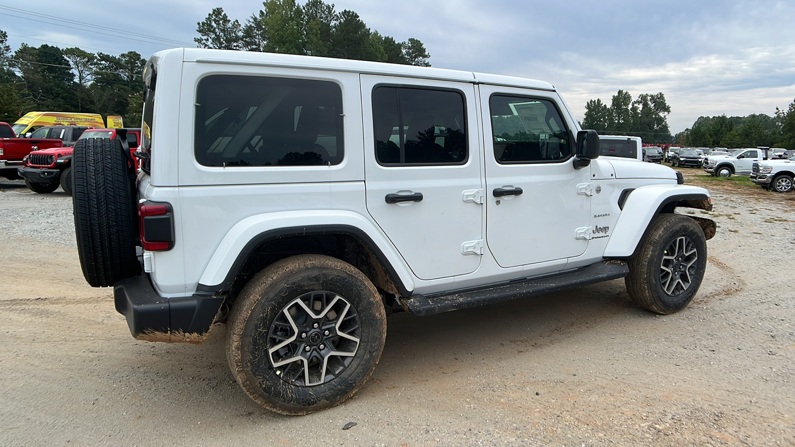 2024 Jeep Wrangler Sahara 5