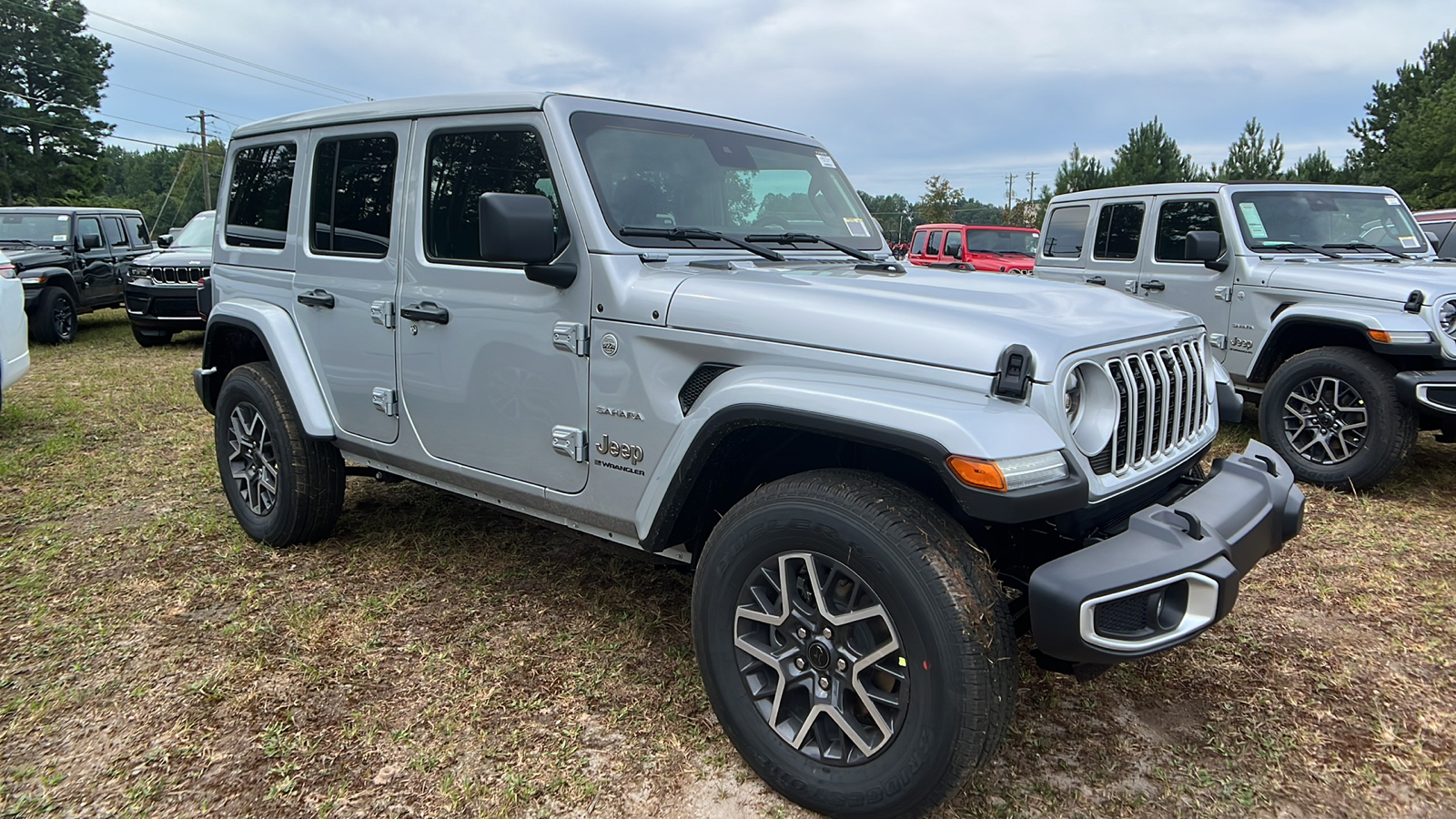 2024 Jeep Wrangler Sahara 3