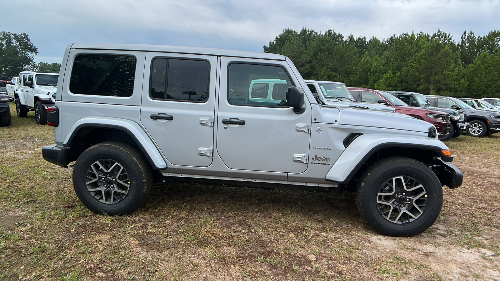 2024 Jeep Wrangler Sahara 4