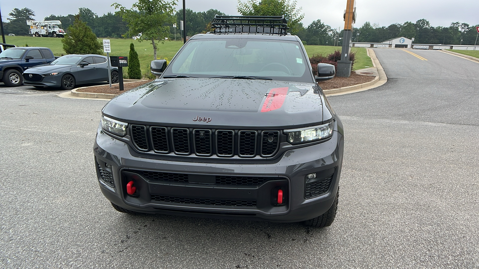 2022 Jeep Grand Cherokee Trailhawk 2