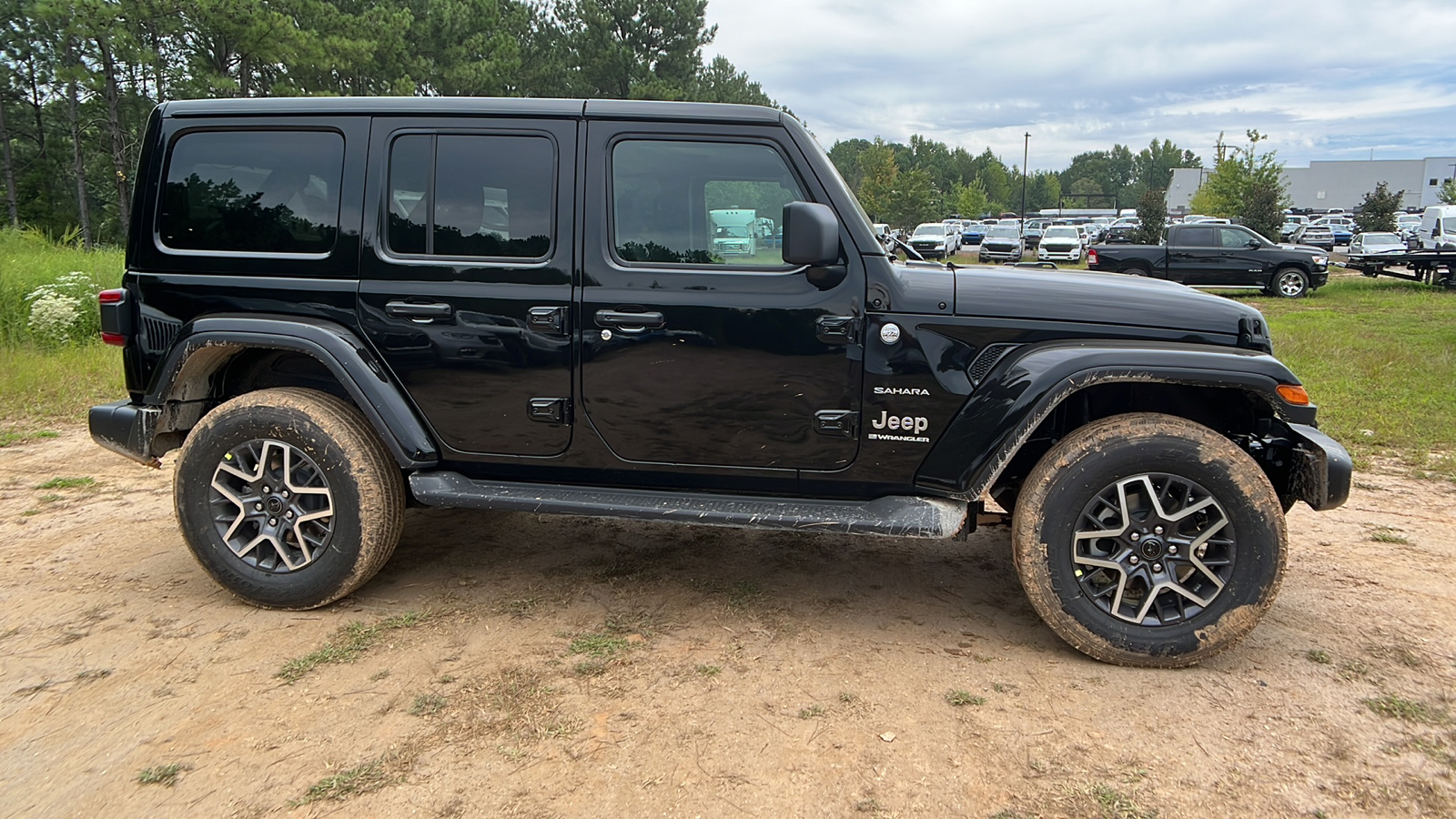 2024 Jeep Wrangler Sahara 4