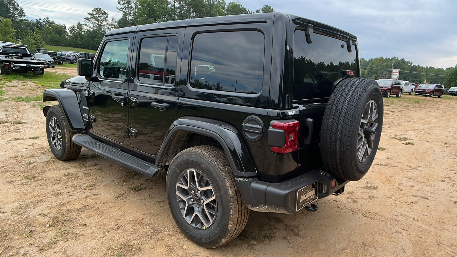 2024 Jeep Wrangler Sahara 7