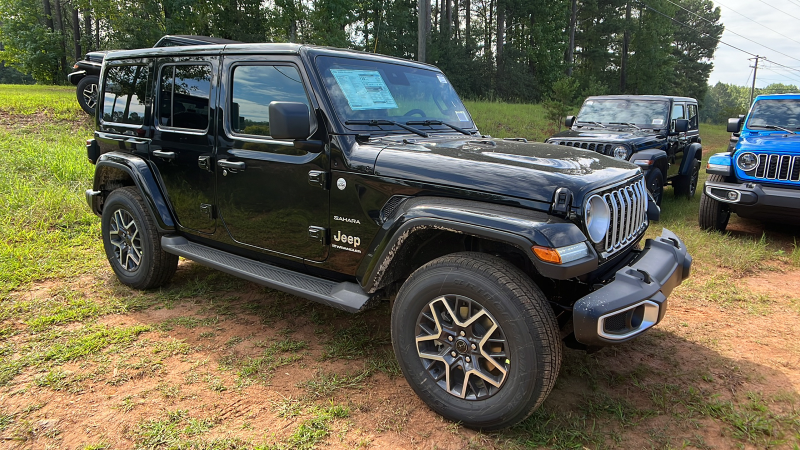 2024 Jeep Wrangler Sahara 3