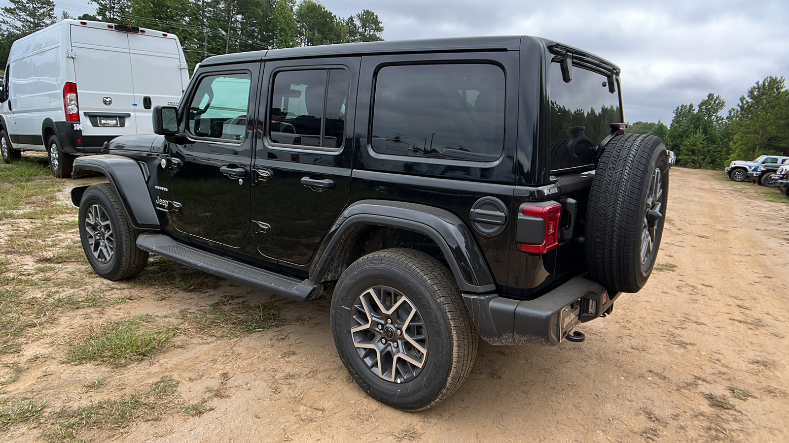 2024 Jeep Wrangler Sahara 7