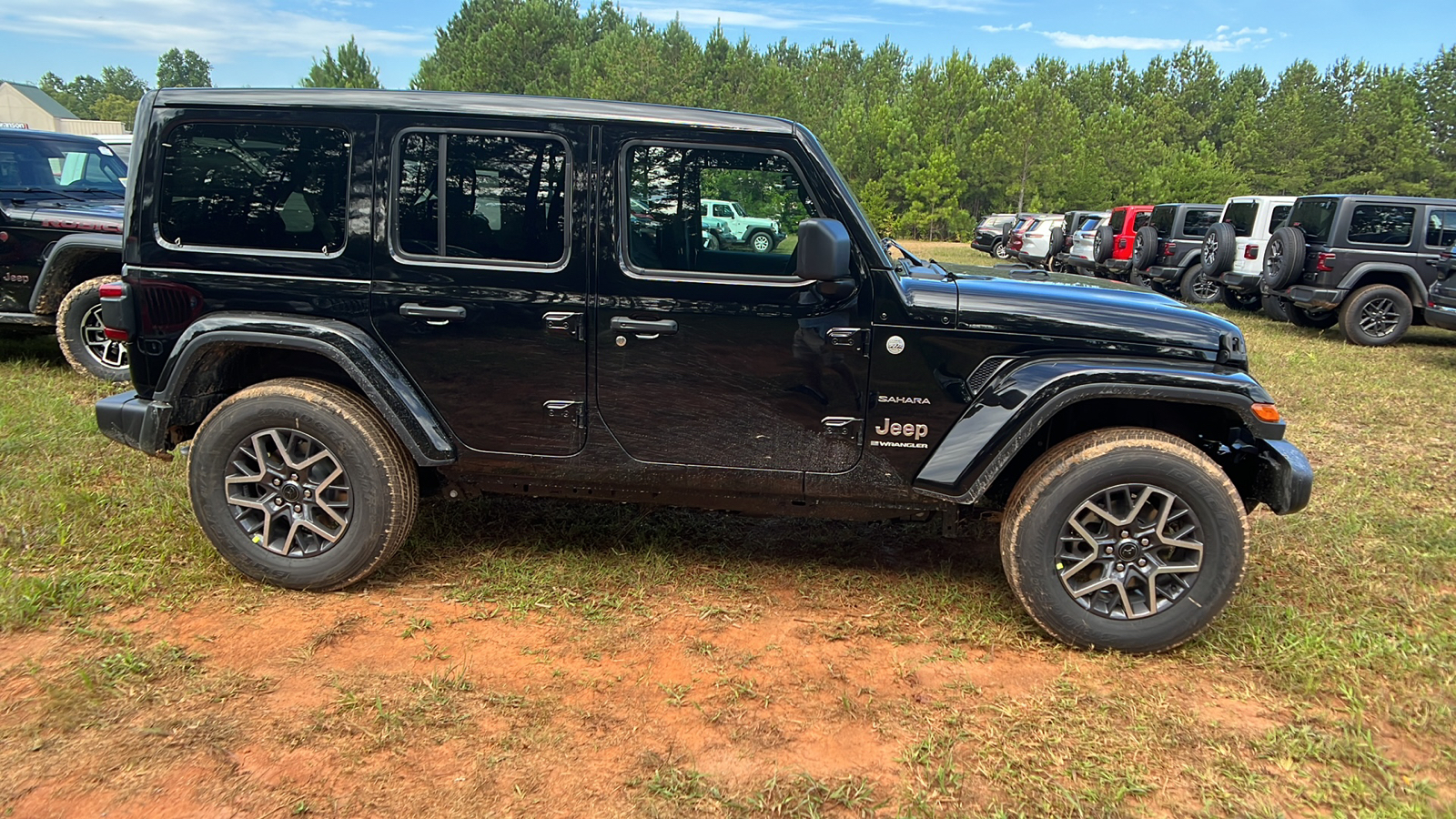 2024 Jeep Wrangler Sahara 4