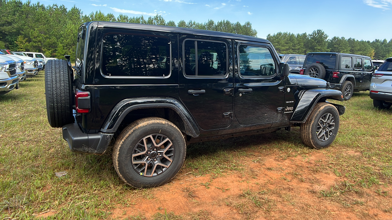 2024 Jeep Wrangler Sahara 5