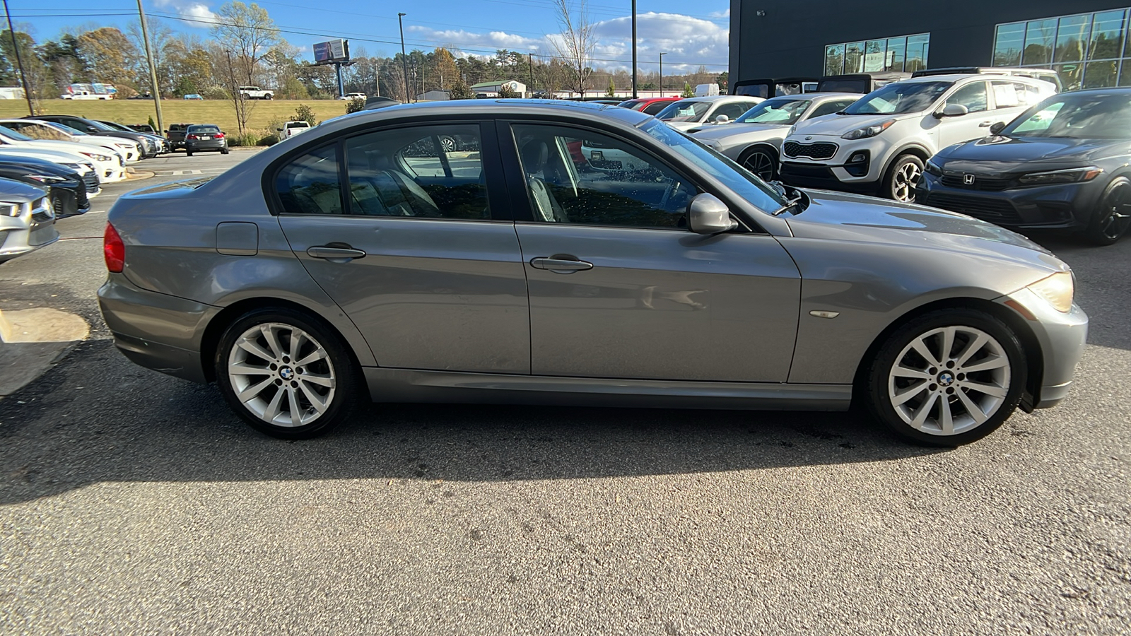 2011 BMW 3 Series 328i 4