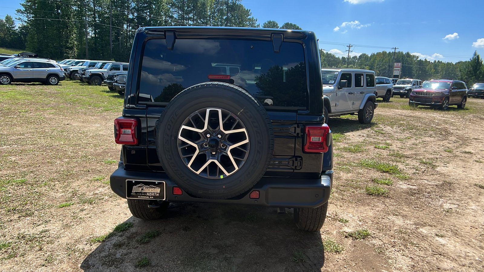 2024 Jeep Wrangler Sahara 6