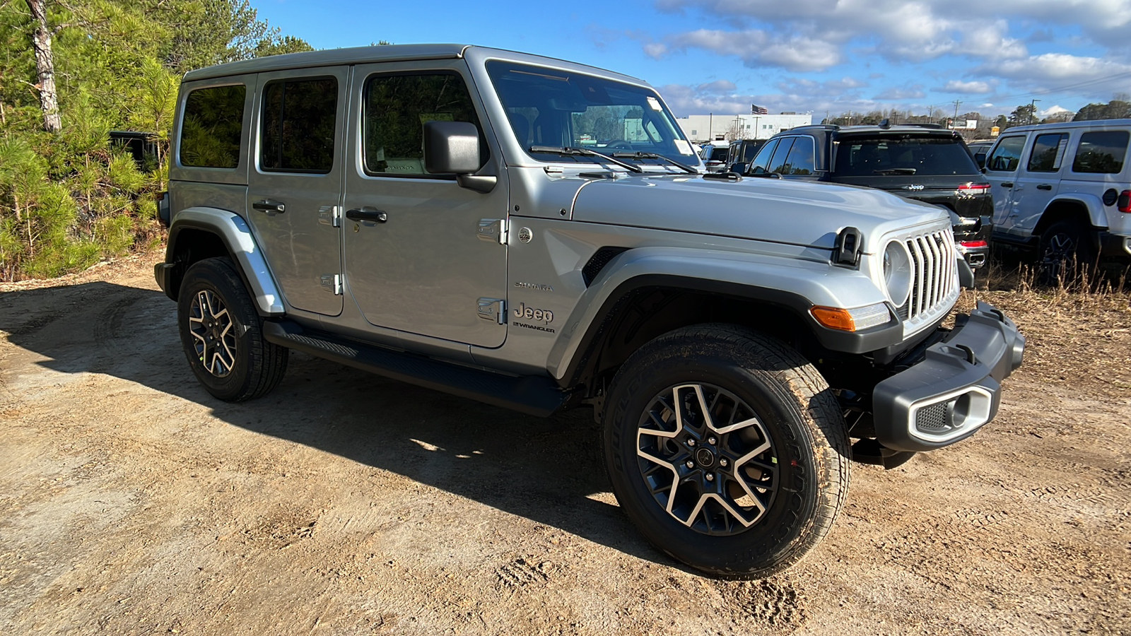 2024 Jeep Wrangler Sahara 3