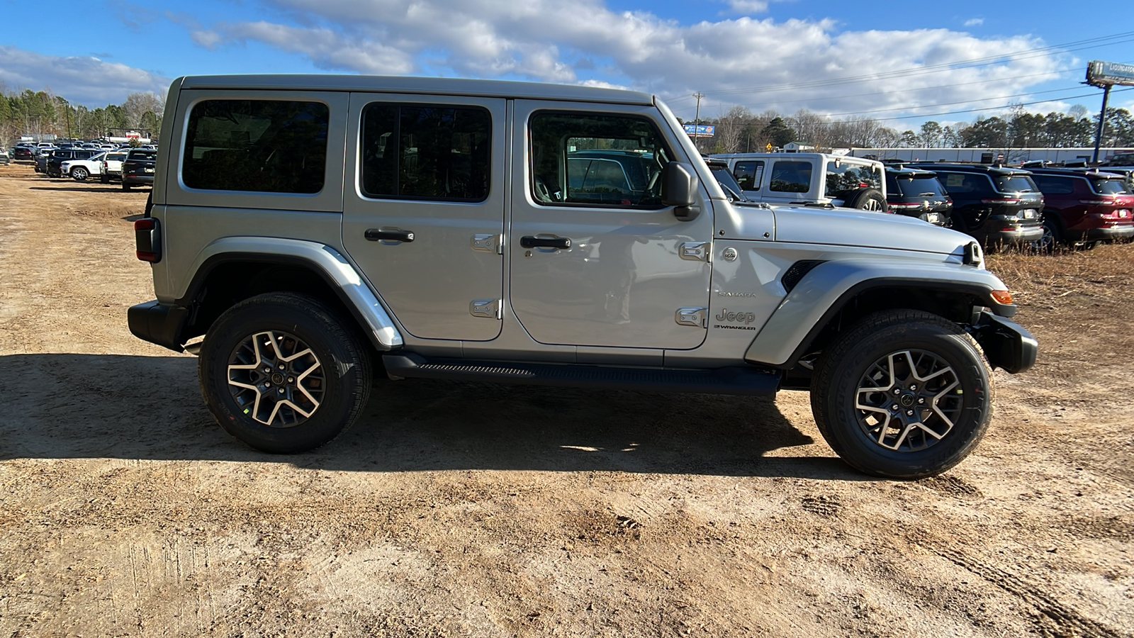 2024 Jeep Wrangler Sahara 4