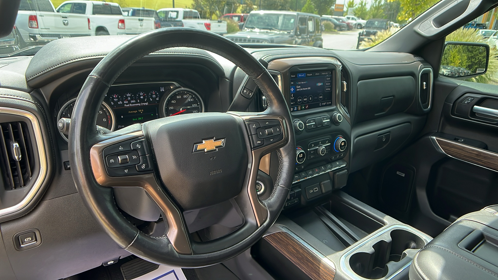 2020 Chevrolet Silverado 1500 High Country 16