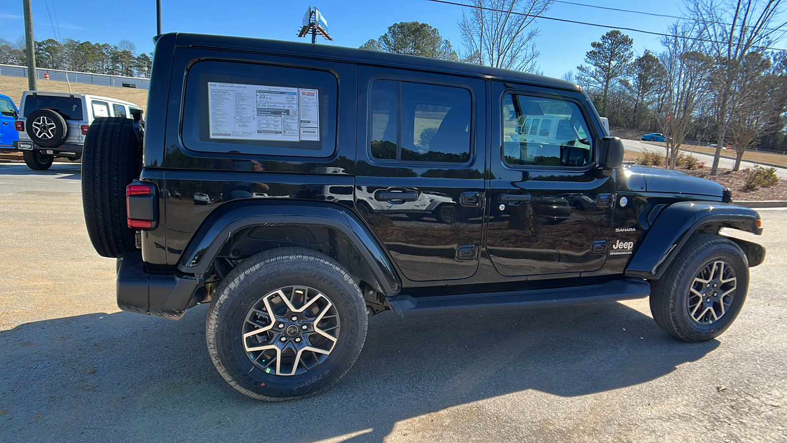 2024 Jeep Wrangler Sahara 5