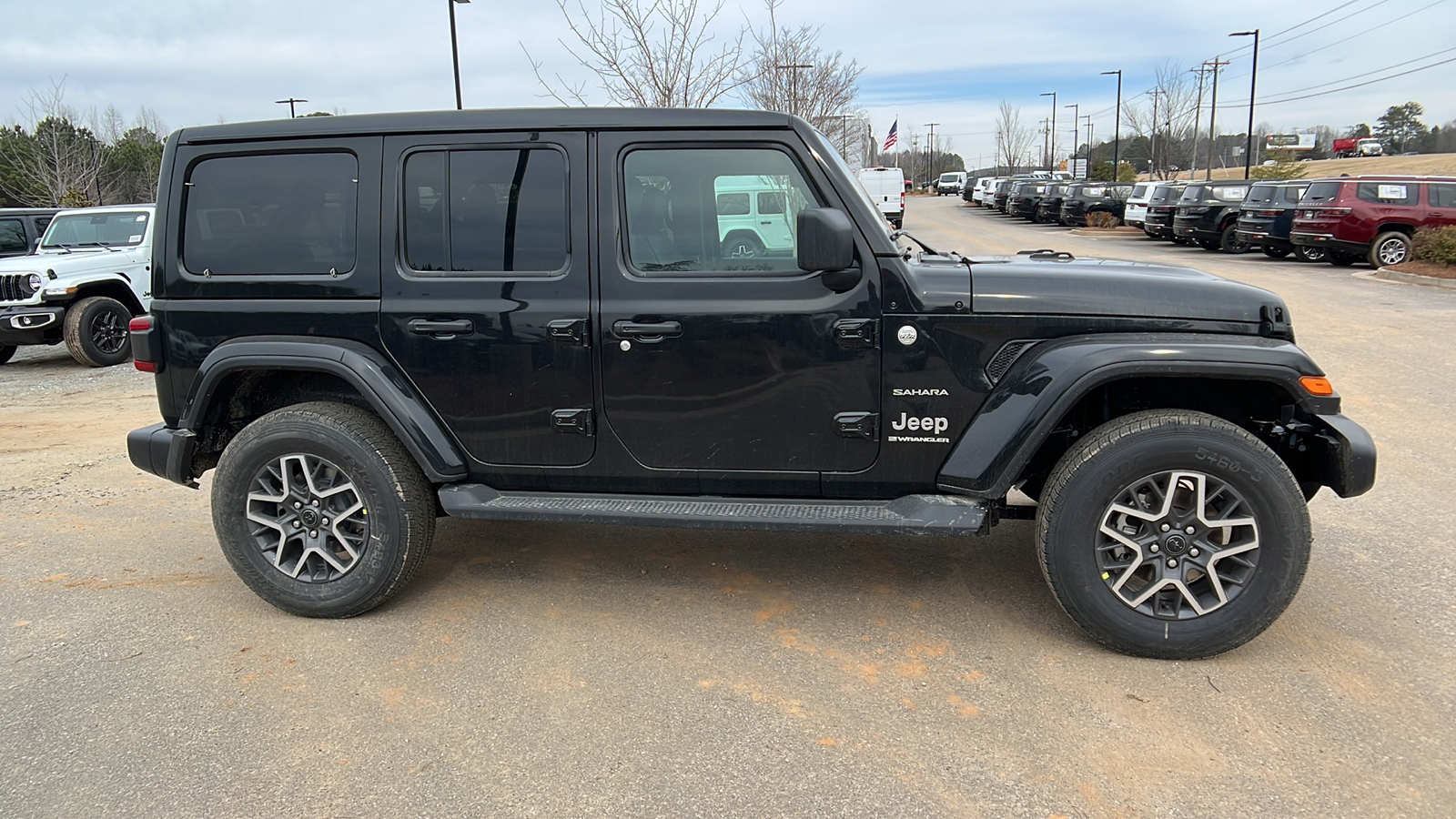 2024 Jeep Wrangler Sahara 4