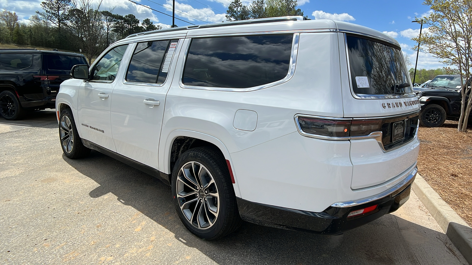 2024 Jeep Grand Wagoneer L Series III 7