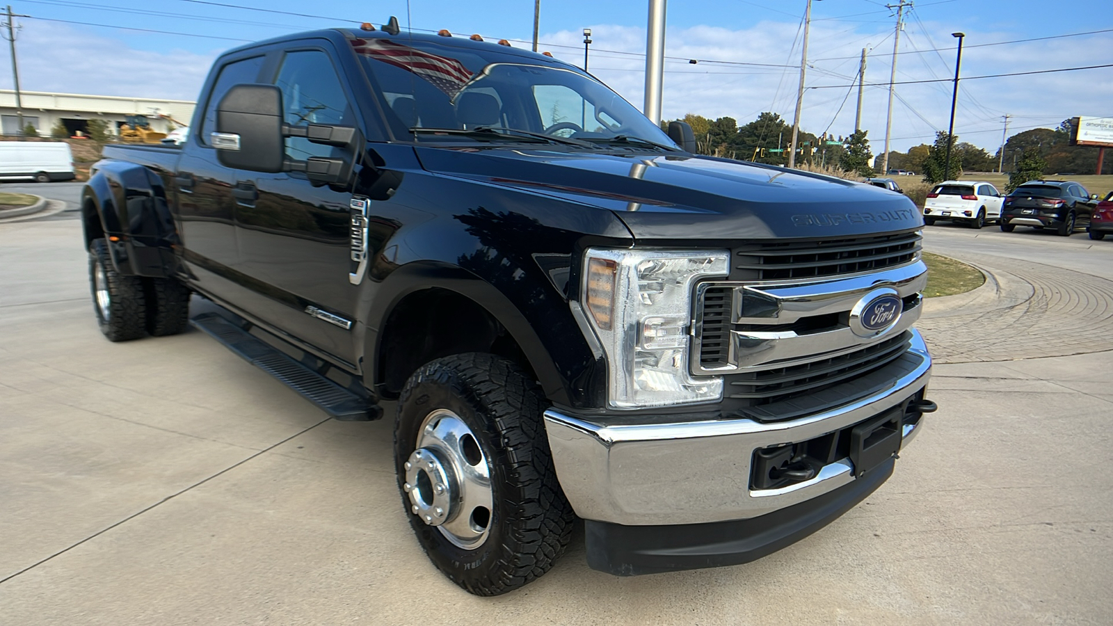 2019 Ford Super Duty F-350 DRW  3