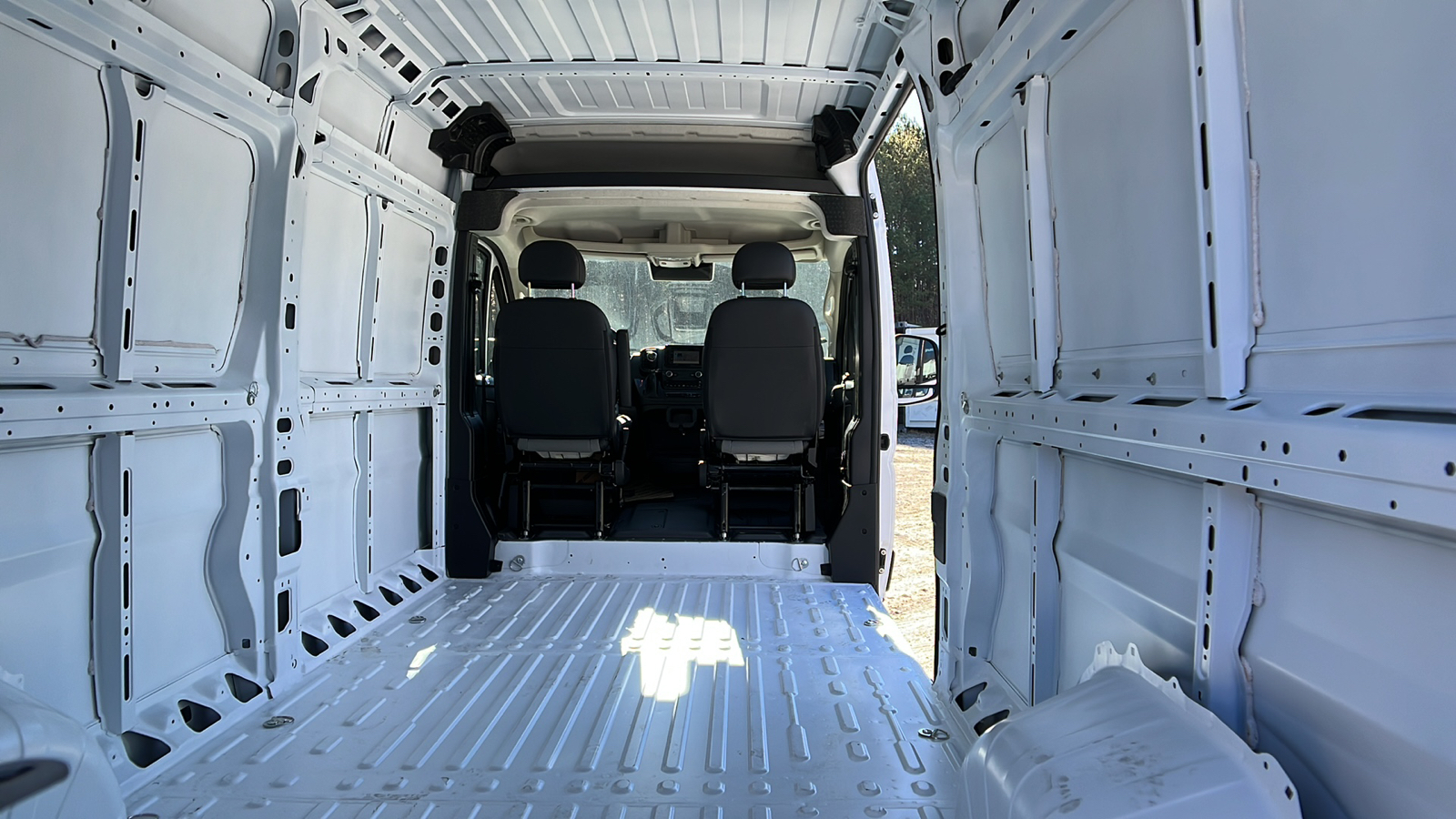 2023 Ram ProMaster Cargo Van  10