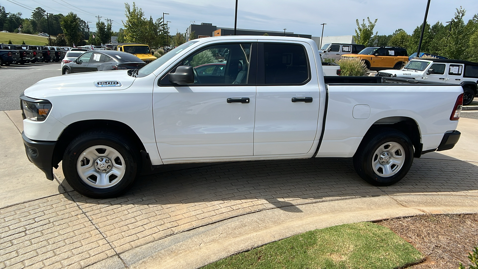 2023 Ram 1500 Tradesman 8