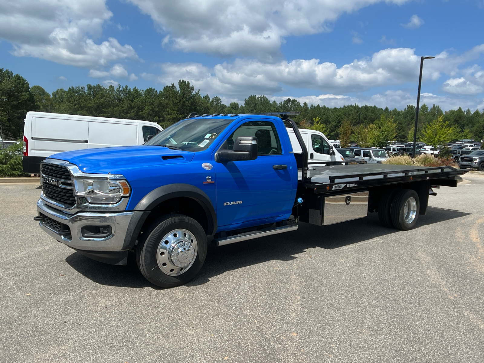 2023 Ram 5500 Chassis Cab SLT 1