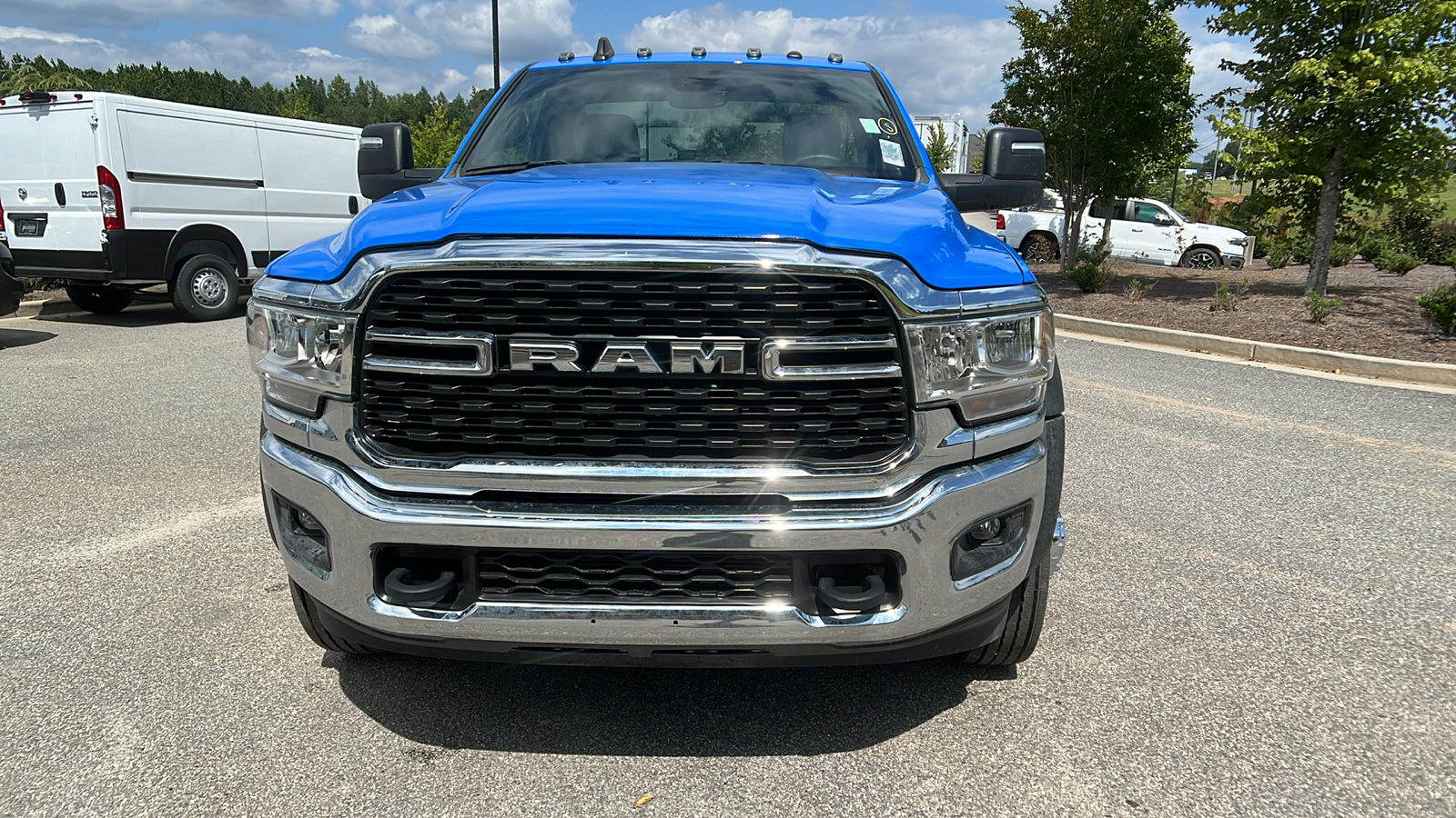 2023 Ram 5500 Chassis Cab SLT 2