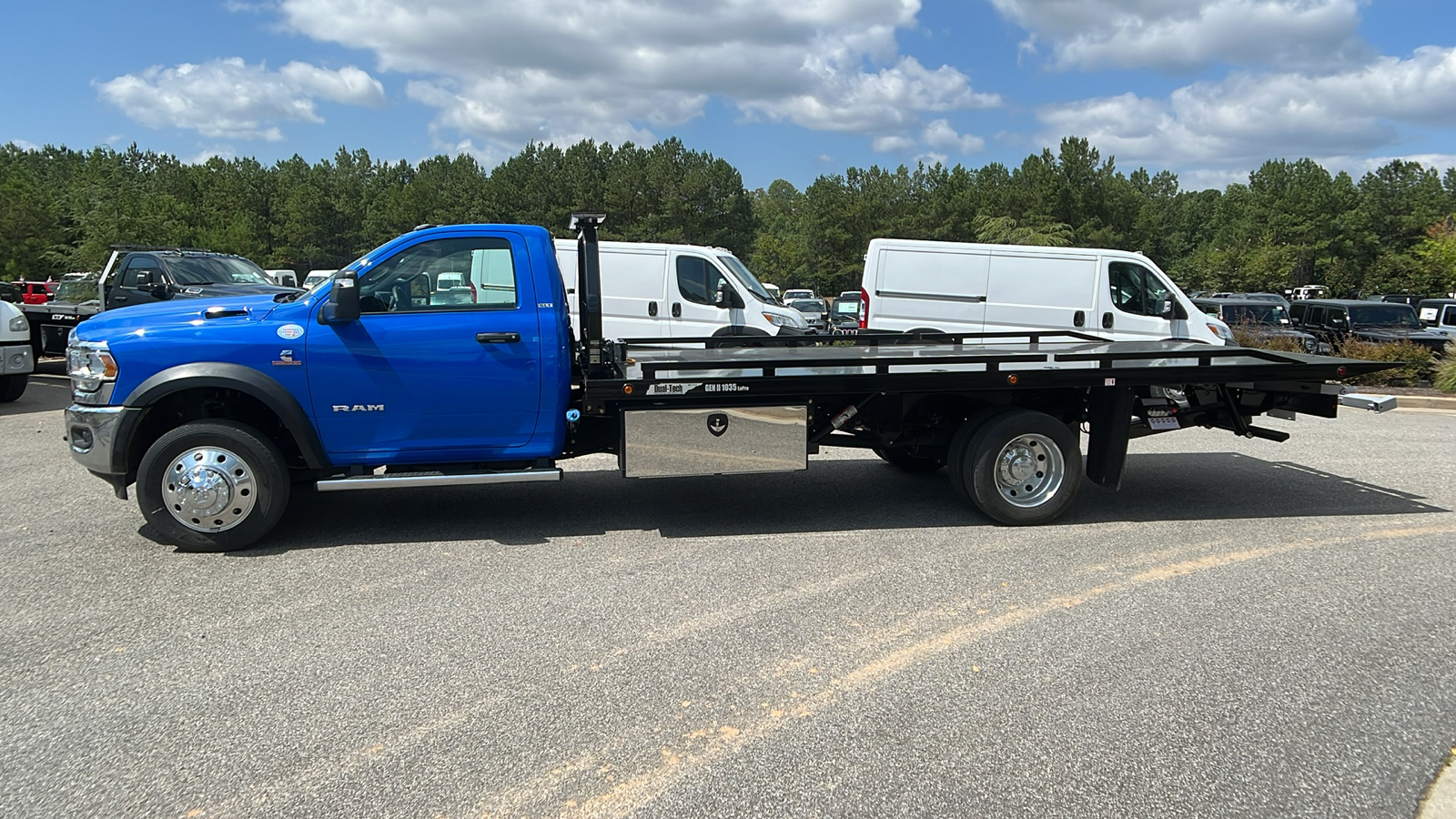 2023 Ram 5500 Chassis Cab SLT 7