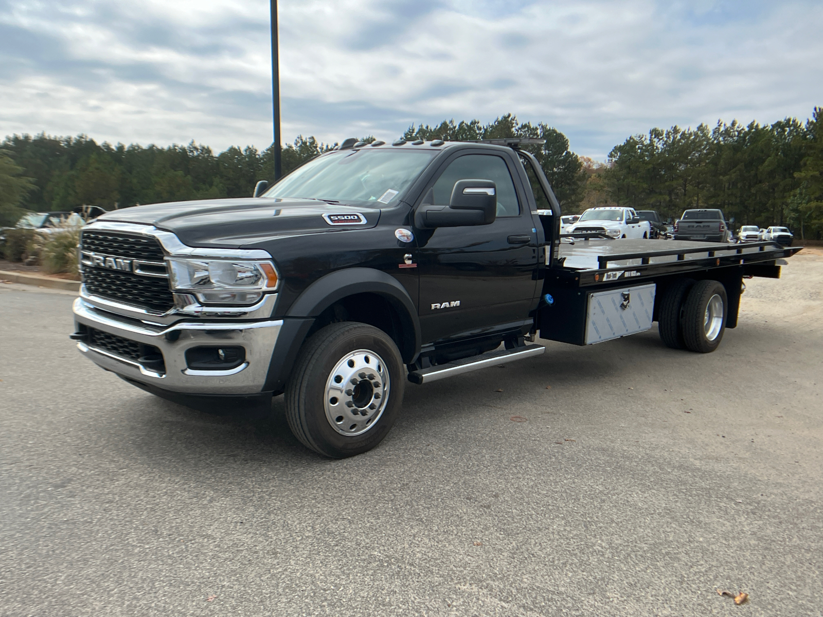 2024 Ram 5500 Chassis Cab SLT 1