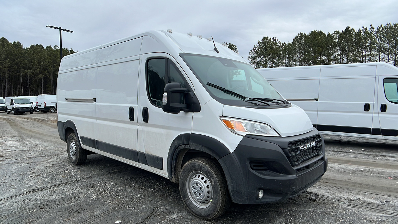 2024 Ram ProMaster Cargo Van Tradesman 3