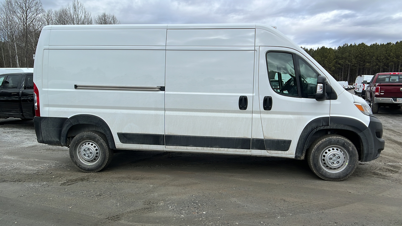 2024 Ram ProMaster Cargo Van Tradesman 4