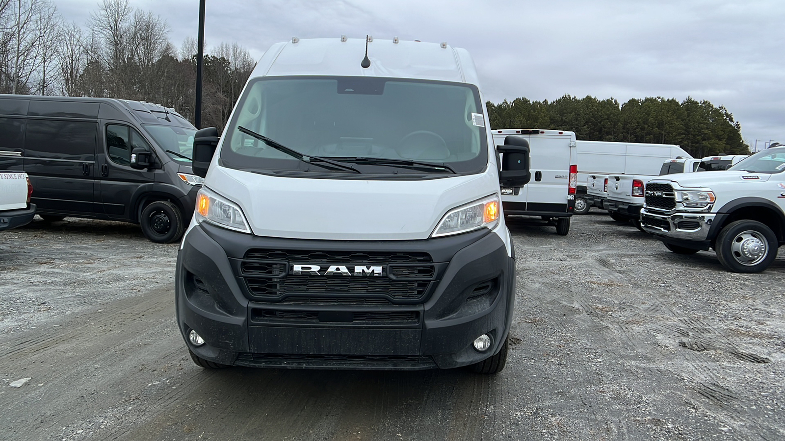 2024 Ram ProMaster Cargo Van Tradesman 2