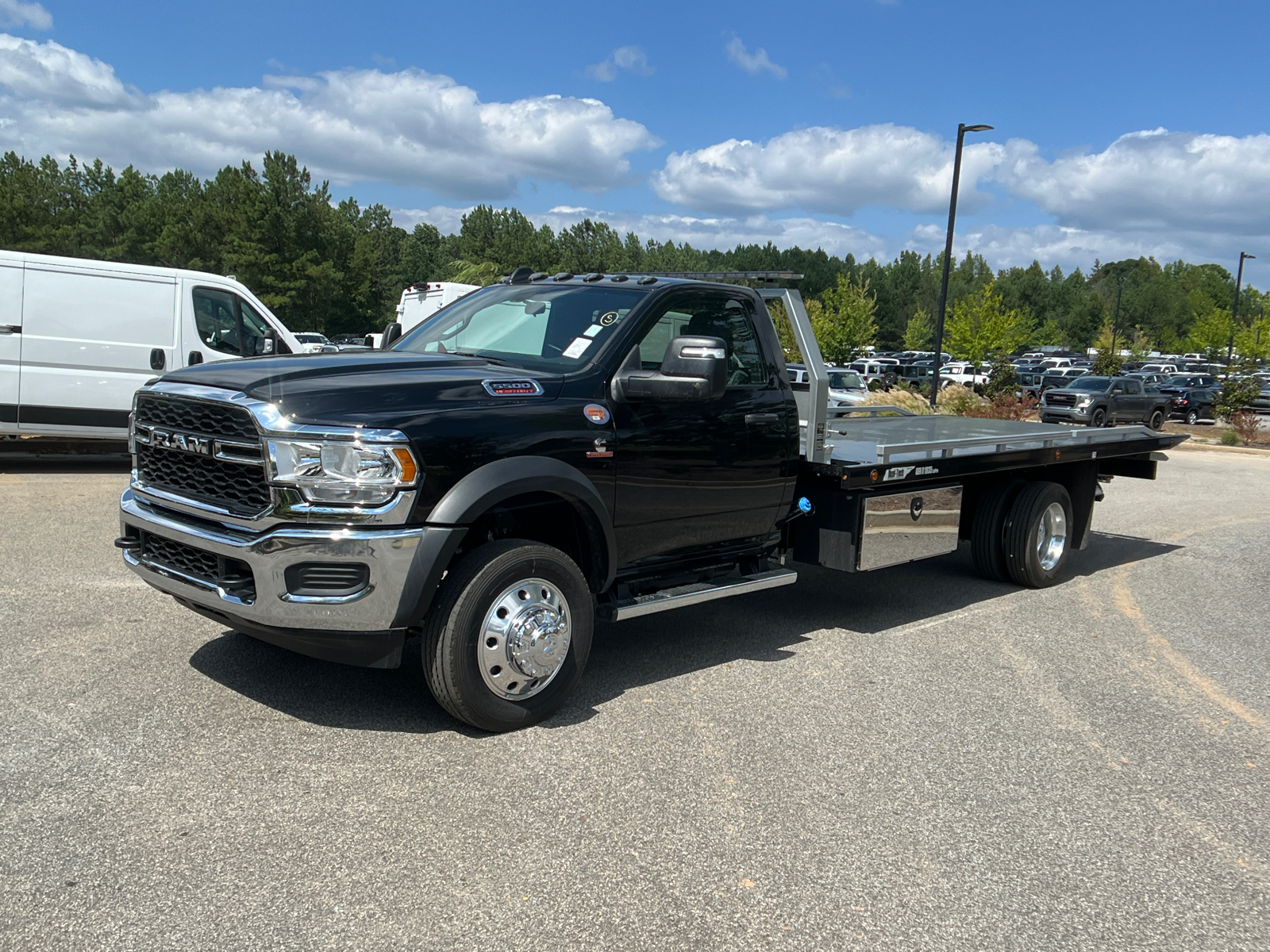 2024 Ram 5500 Chassis Cab Tradesman 1