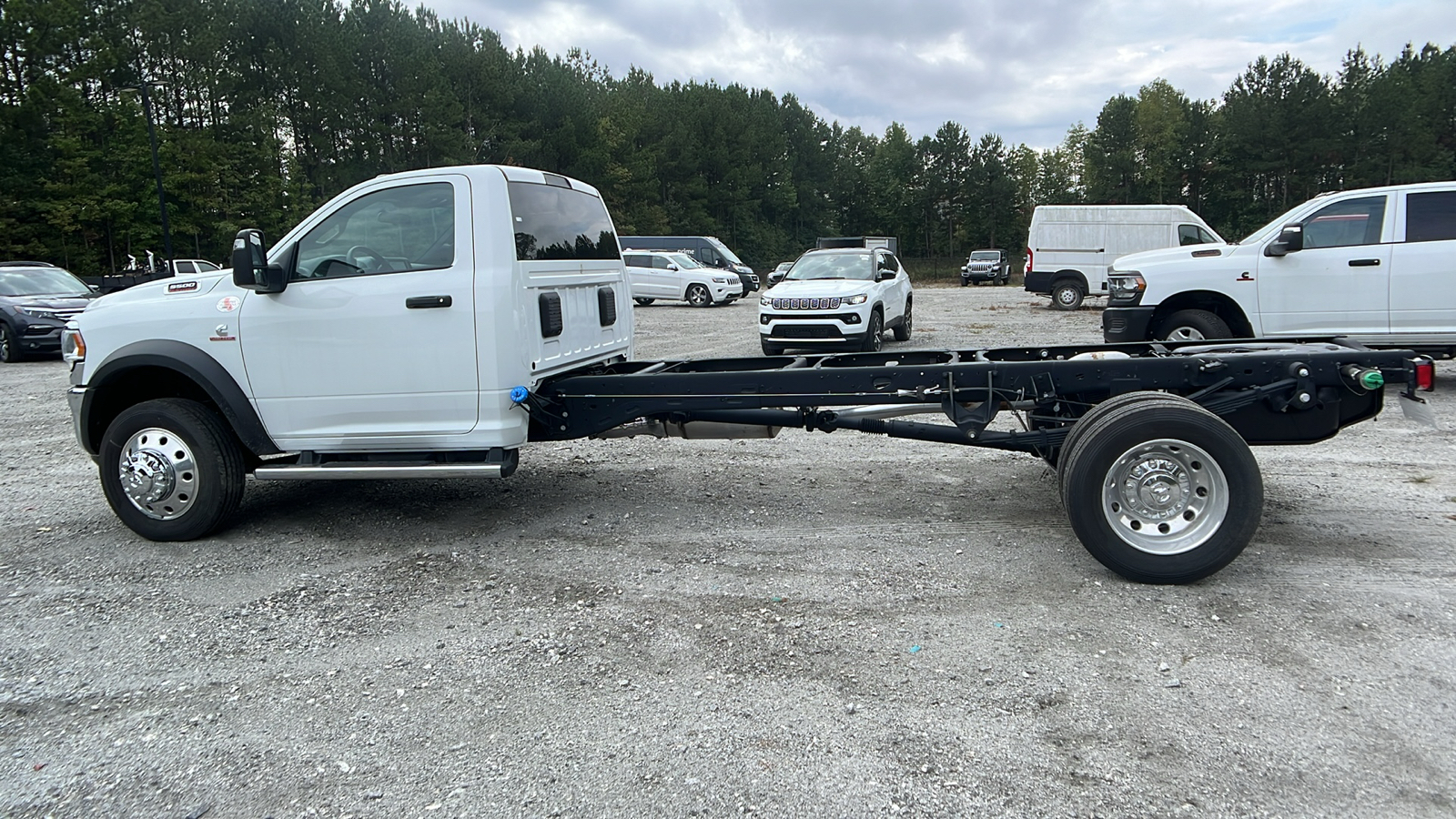 2024 Ram 5500 Chassis Cab Tradesman 8