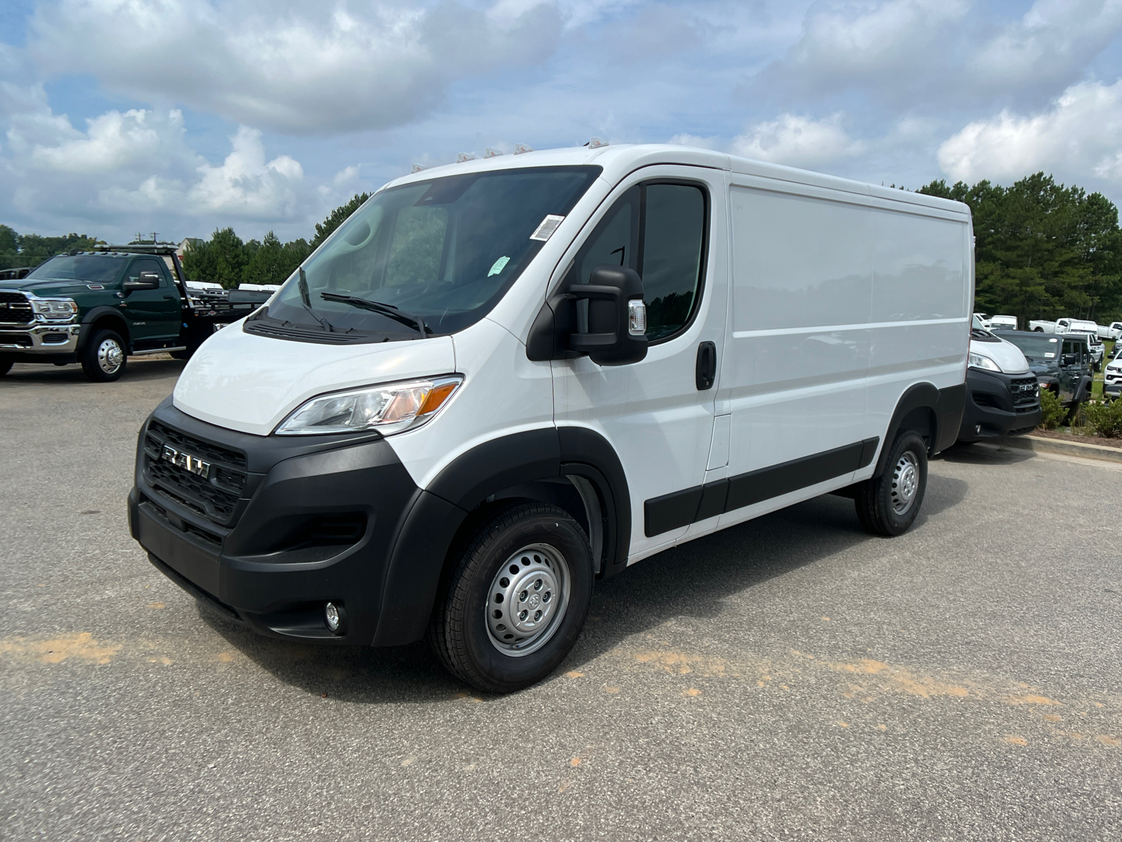 2024 Ram ProMaster Cargo Van Tradesman 1