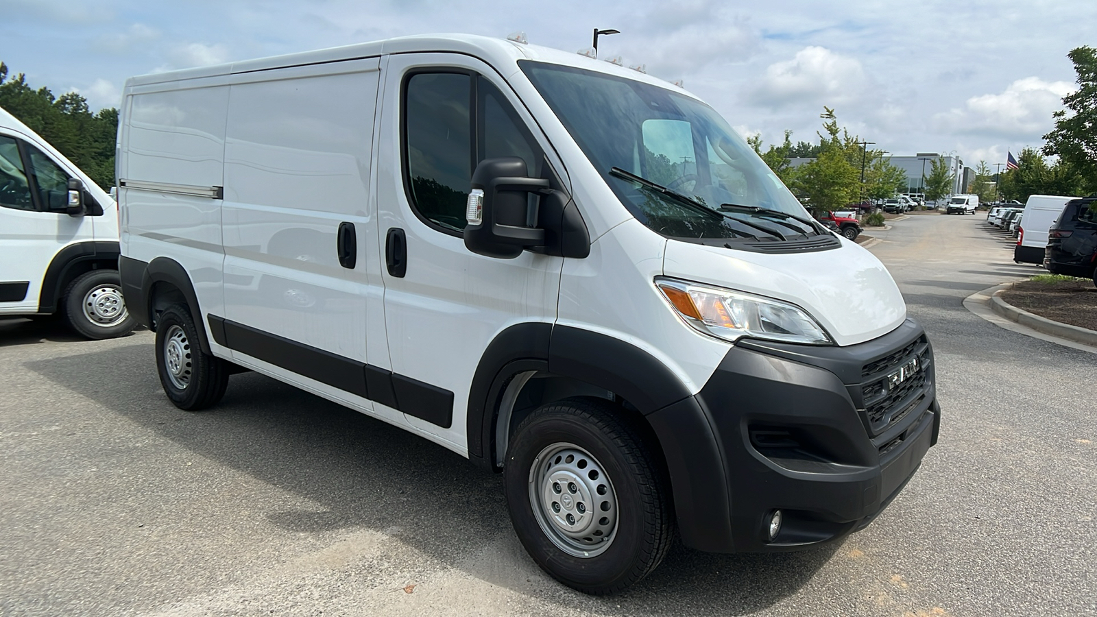 2024 Ram ProMaster Cargo Van Tradesman 3