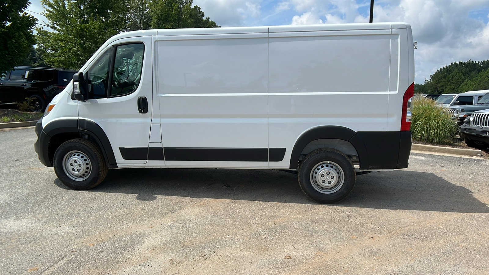 2024 Ram ProMaster Cargo Van Tradesman 8