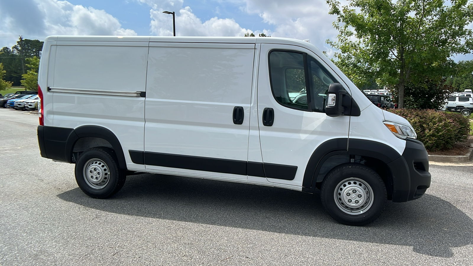 2024 Ram ProMaster Cargo Van Tradesman 4