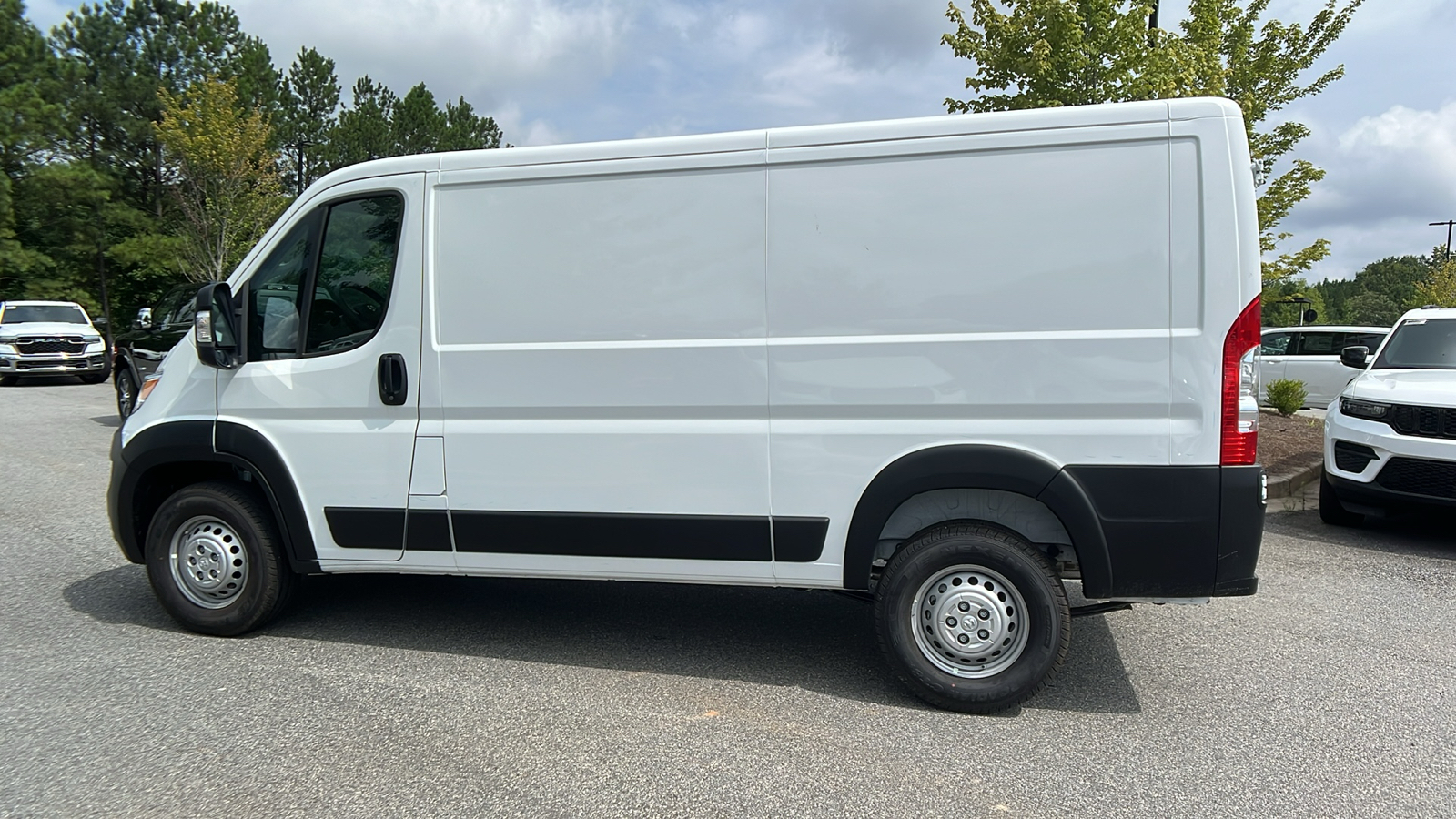 2024 Ram ProMaster Cargo Van Tradesman 8