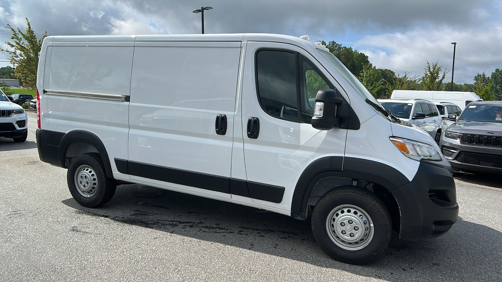 2024 Ram ProMaster Cargo Van Tradesman 4