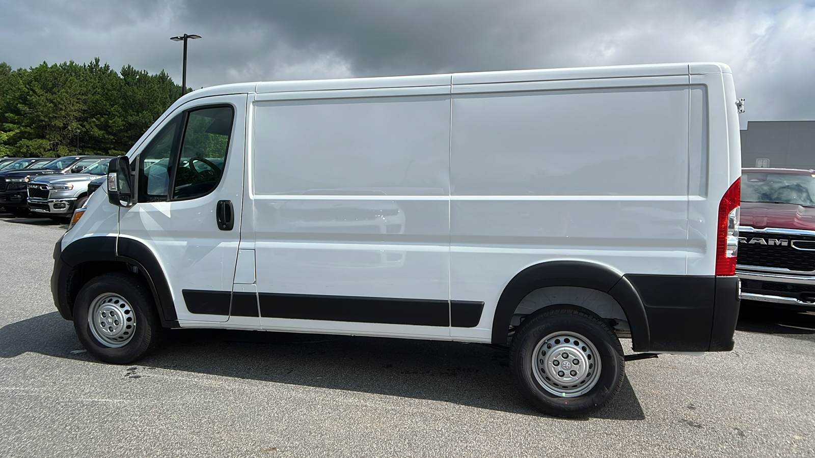 2024 Ram ProMaster Cargo Van Tradesman 8