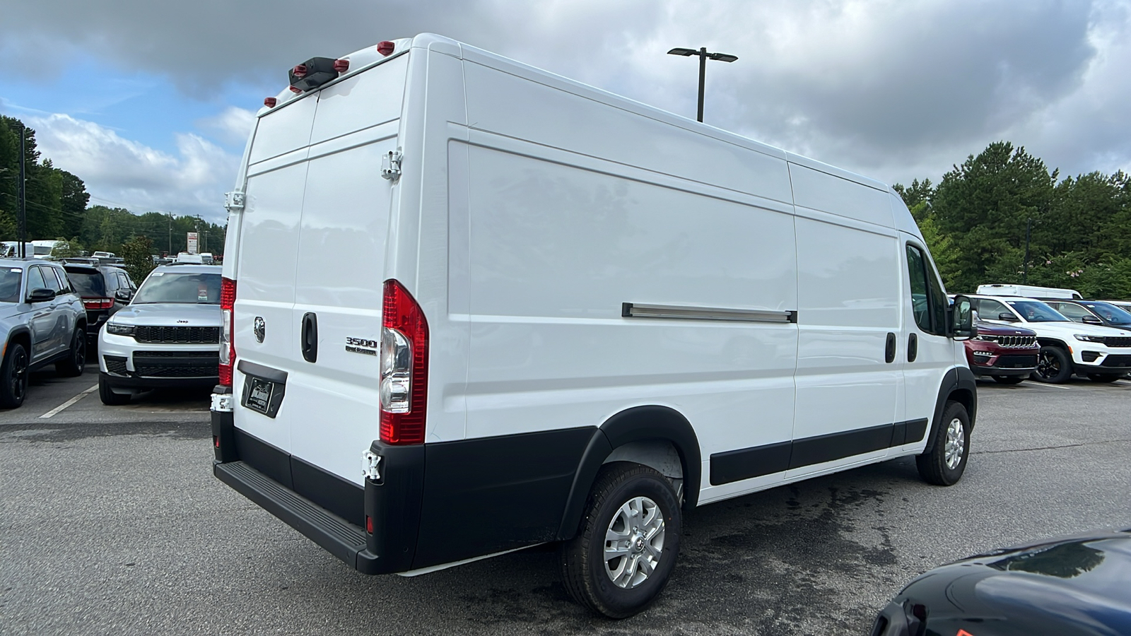 2024 Ram ProMaster Cargo Van SLT 5