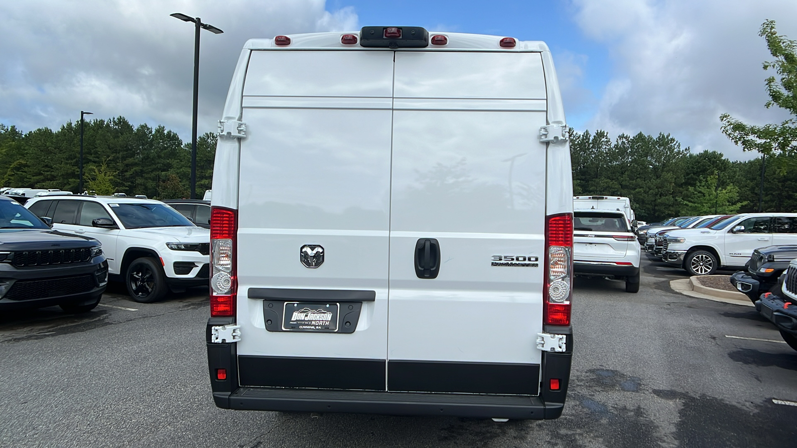 2024 Ram ProMaster Cargo Van SLT 6